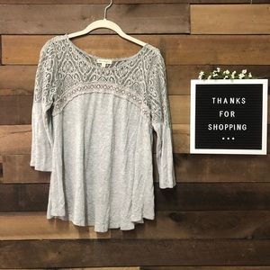 Love on a hanger Top | Size M